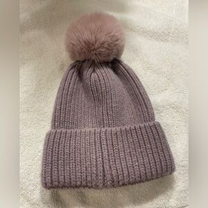 NORLA CANADA  CUFF STYLE ALPACA/WOOL BLEND POM HAT in lavender.